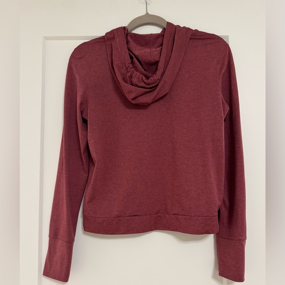 Vuori Halo Essential Hoodie - Picture 2 of 5